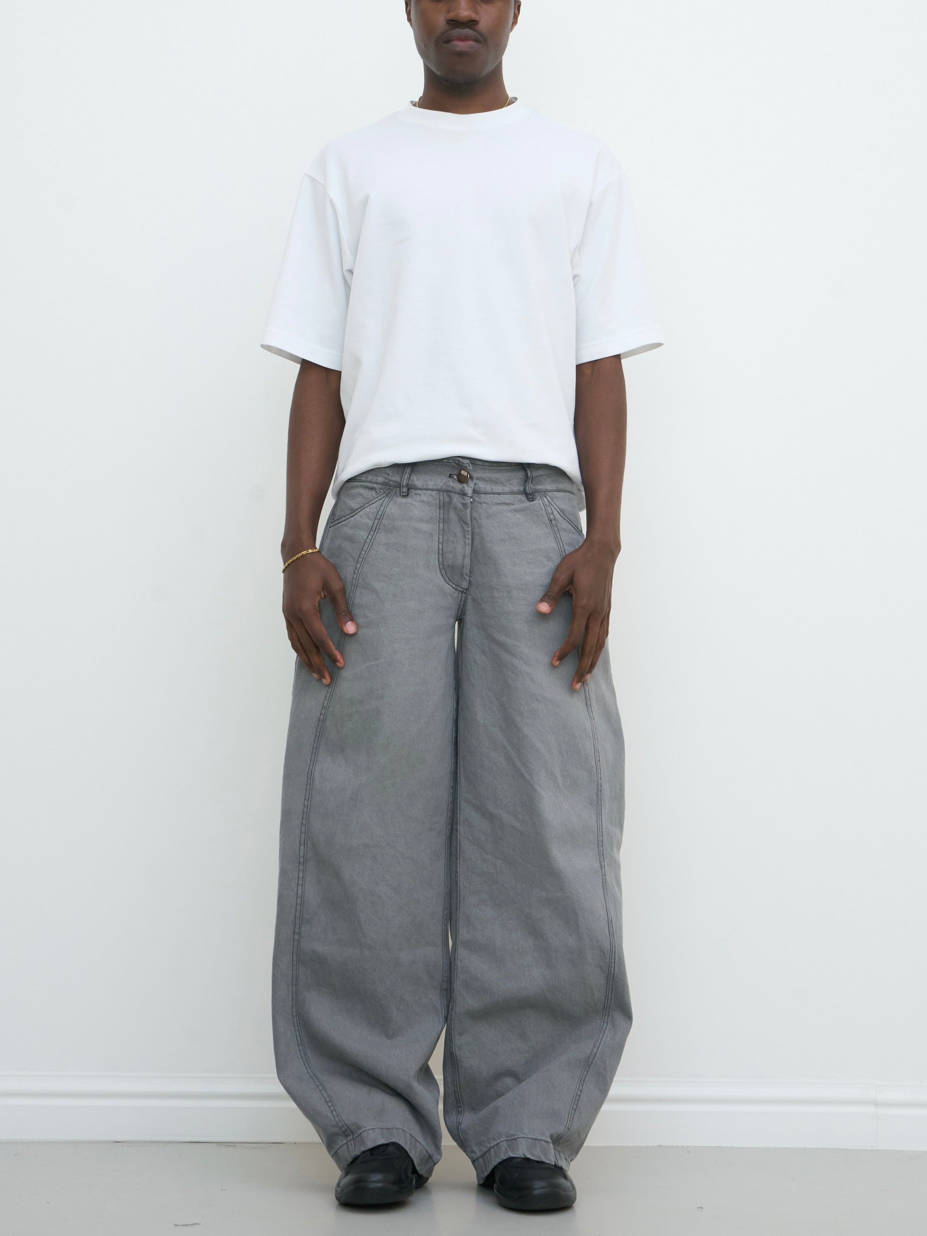balloon jean - grey washed denim