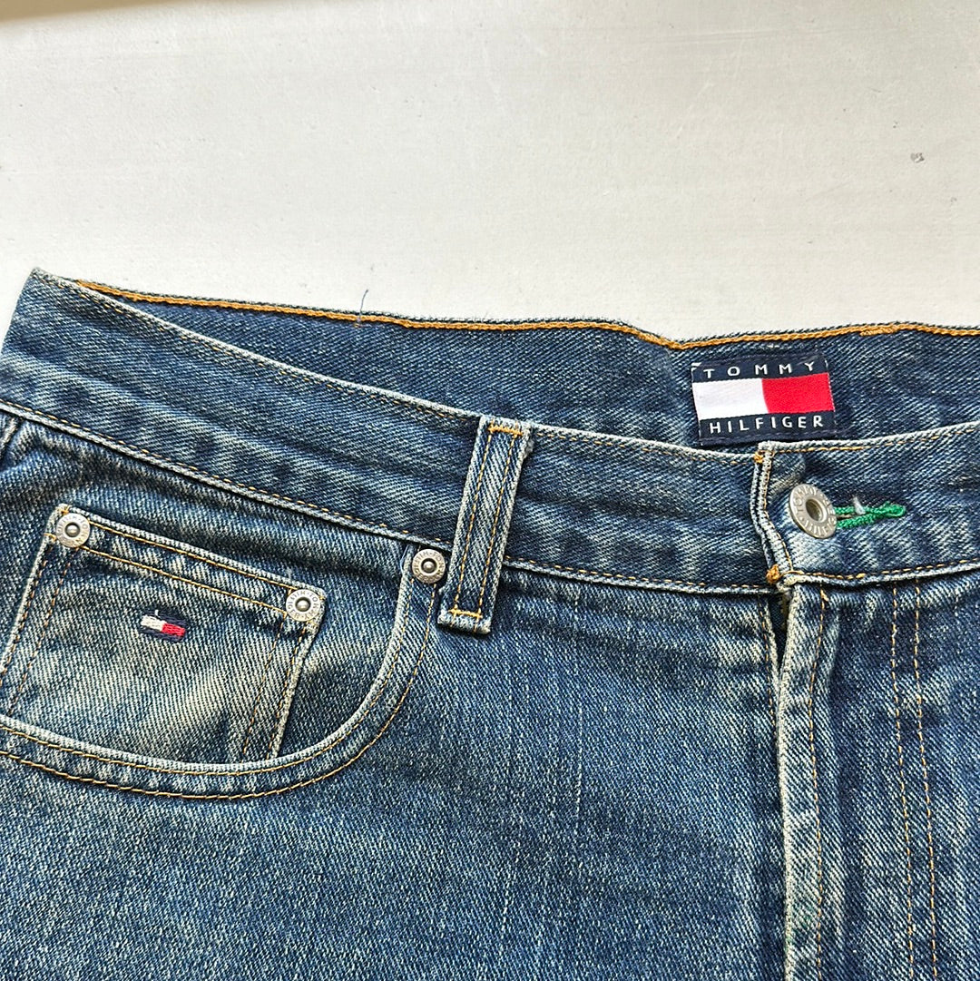 tommy hilfiger baggy jeans