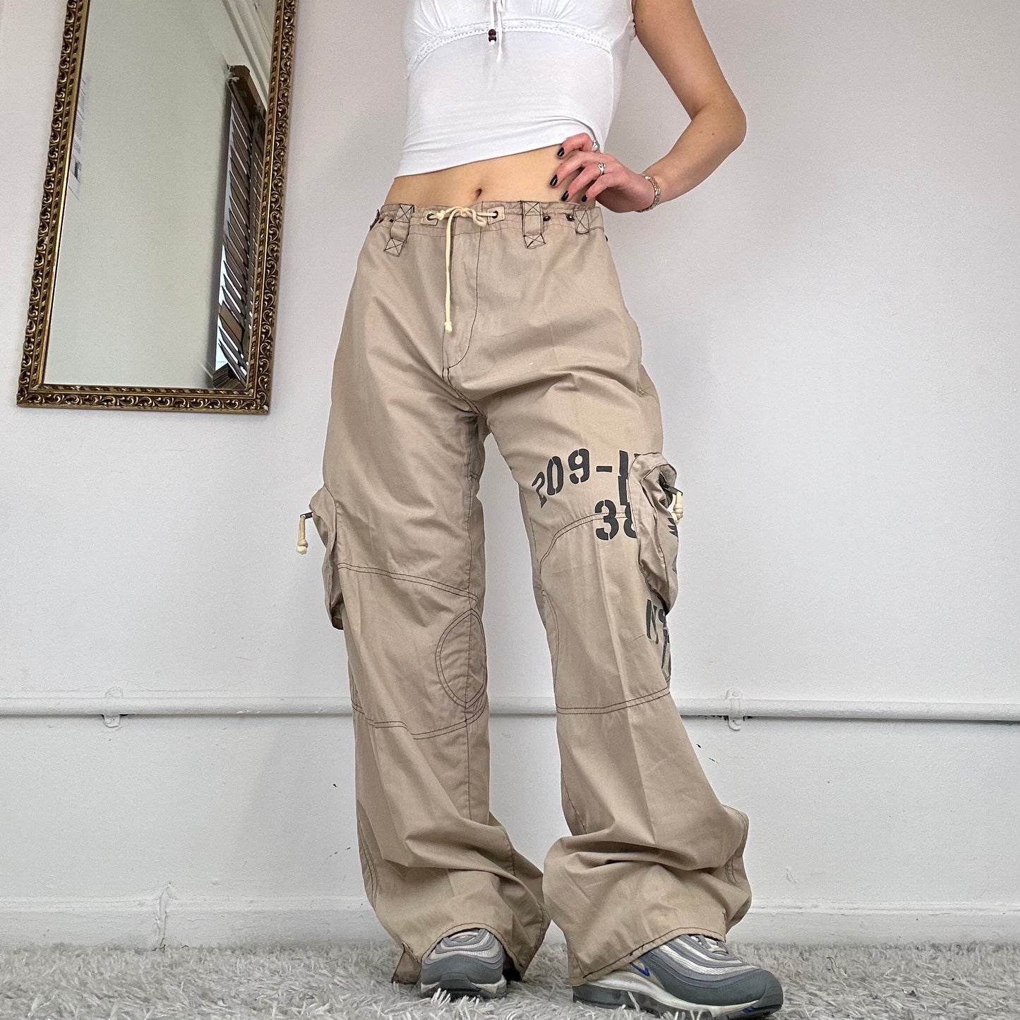 baggy cargo trousers