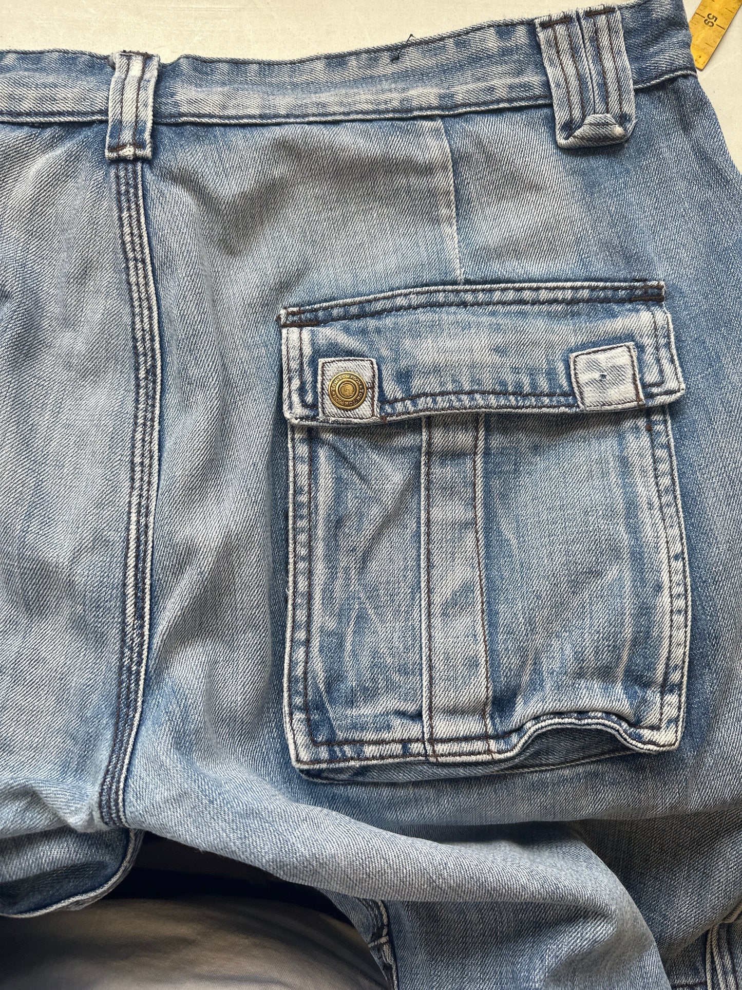 light wash baggy denim shorts