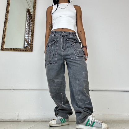 90’s baggy cargo jeans