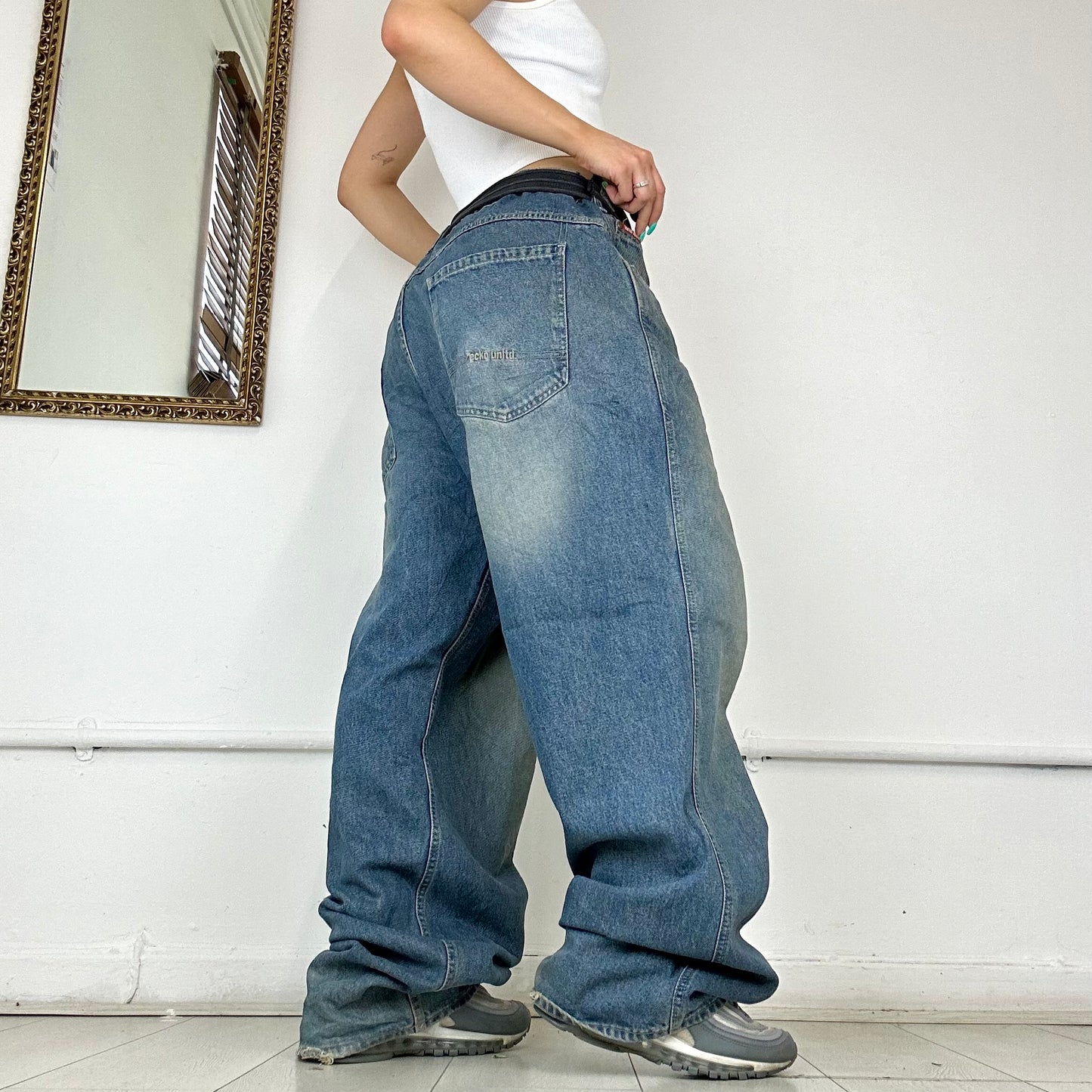 90's washed baggy jeans by ecko unltd