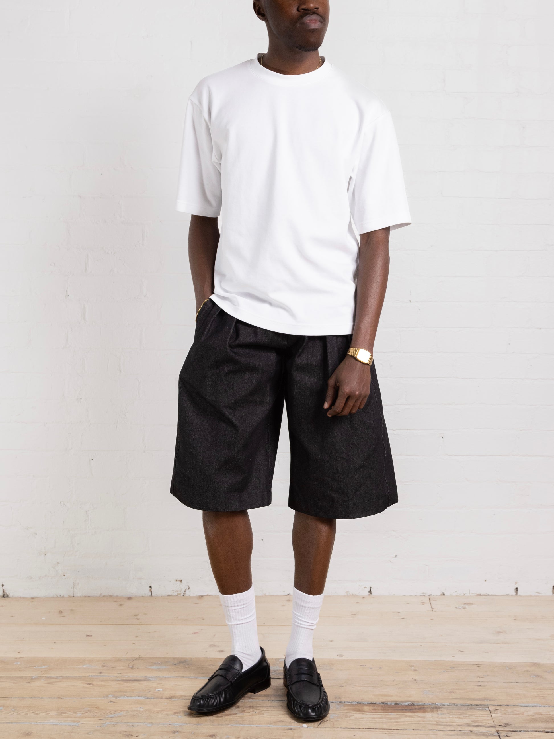 die Parker-Shorts aus dunkelgrauem Denim