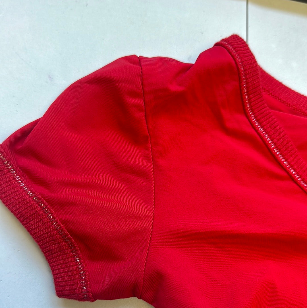 00's red v neck top