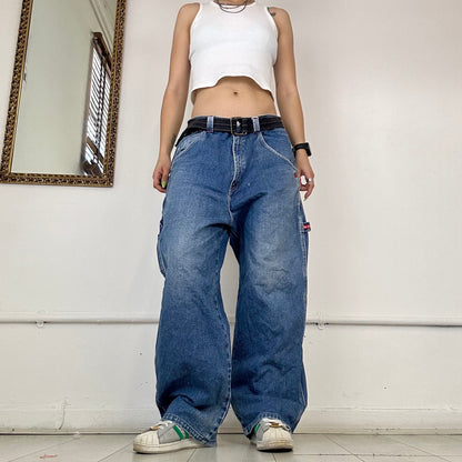 2000's baggy cargo jeans by vans