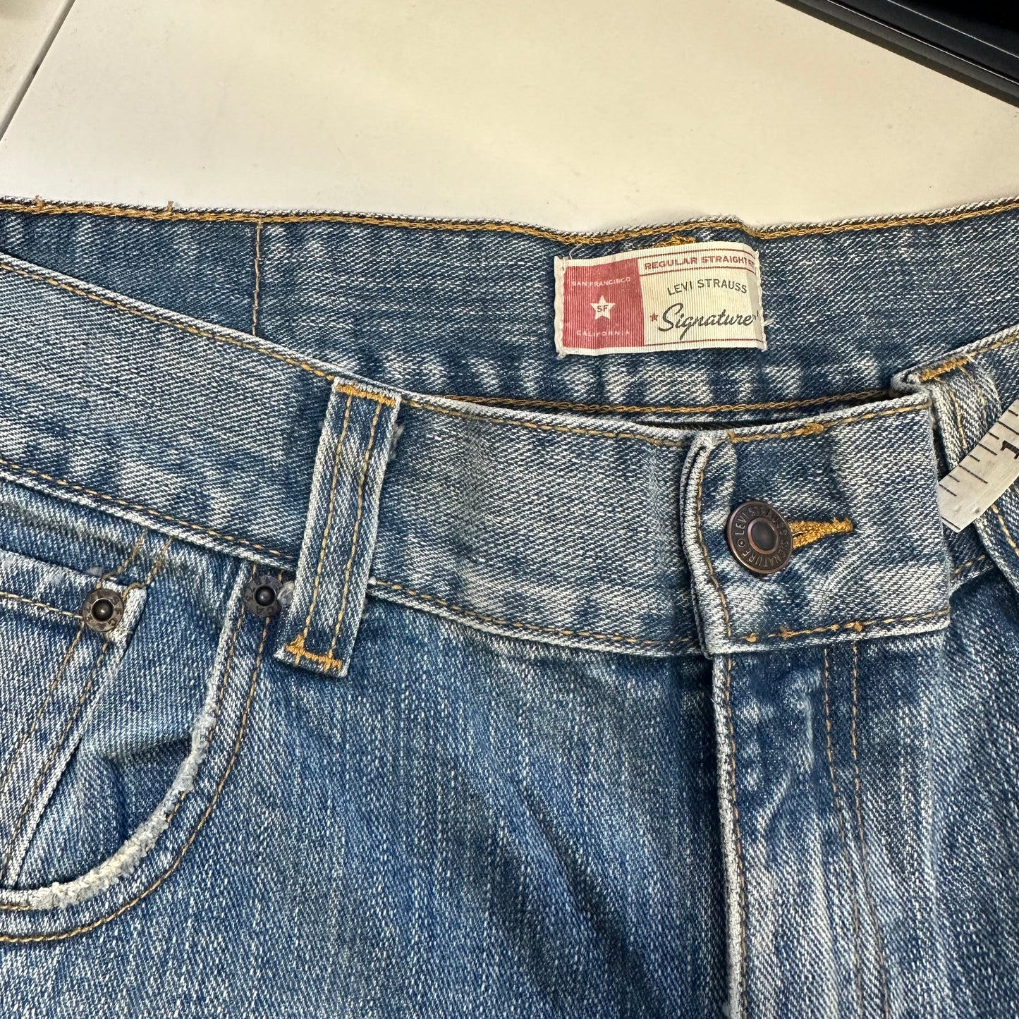 90's levi's wide leg jeans