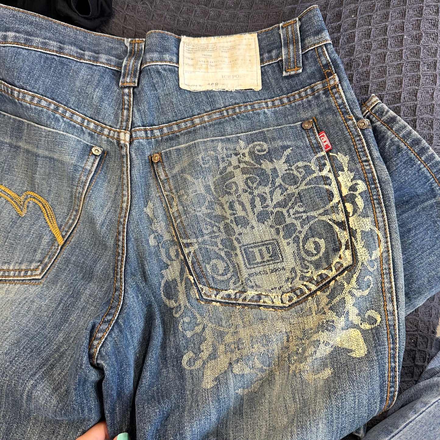 2000's ice point baggy jeans