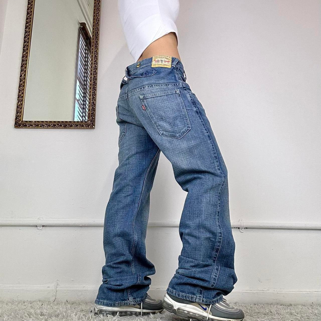 levi's cargo jeans