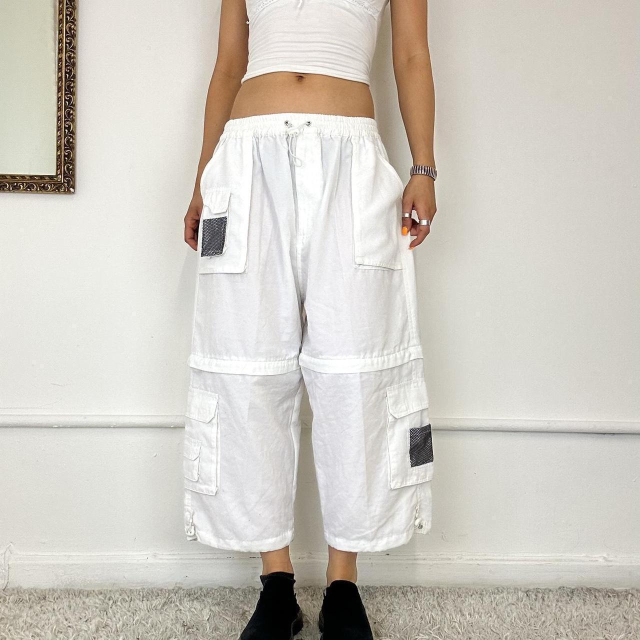 white  3/4 length cargo trousers