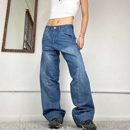 vintage wide leg jeans by levis