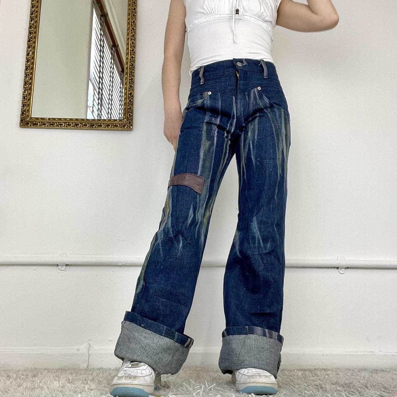 wide leg 2000's jeans