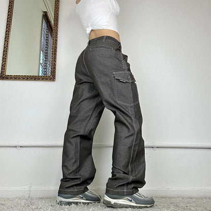 2000's baggy cargo jeans