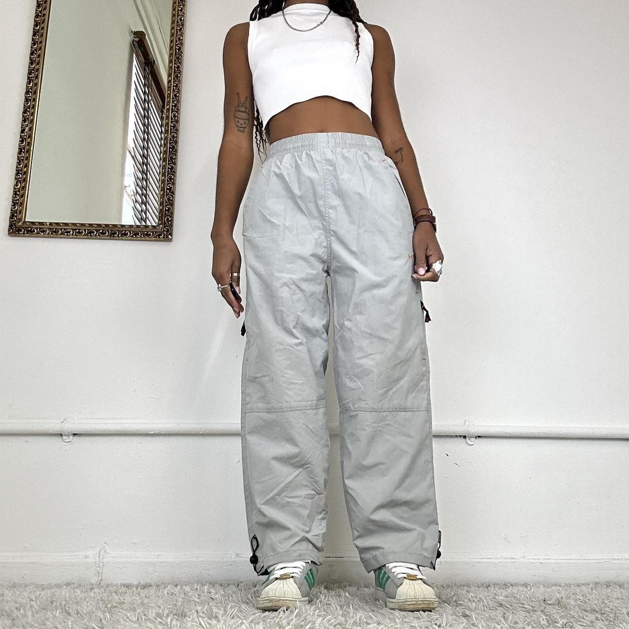 nike wide leg Nike cargo trousers