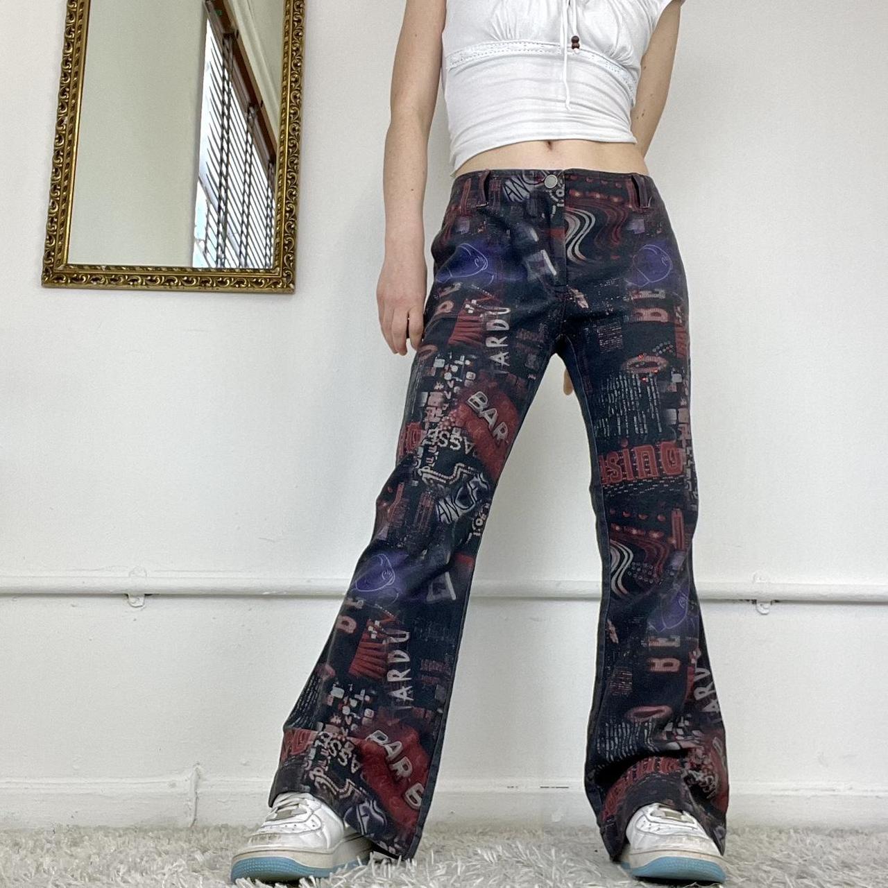 graphic print 00's flared jeans