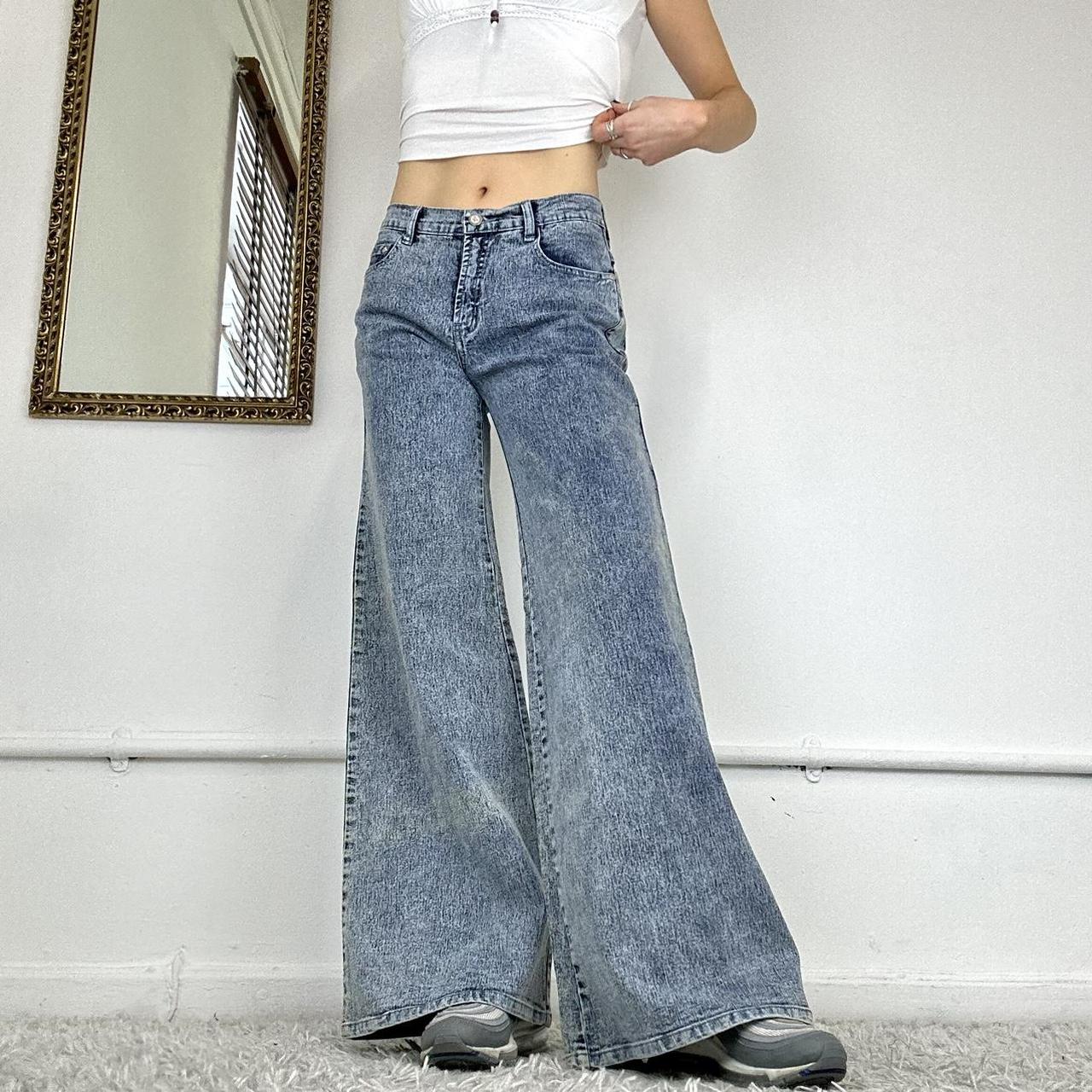 wide leg 2000s jeans