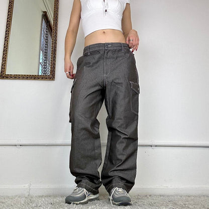 2000's baggy cargo jeans