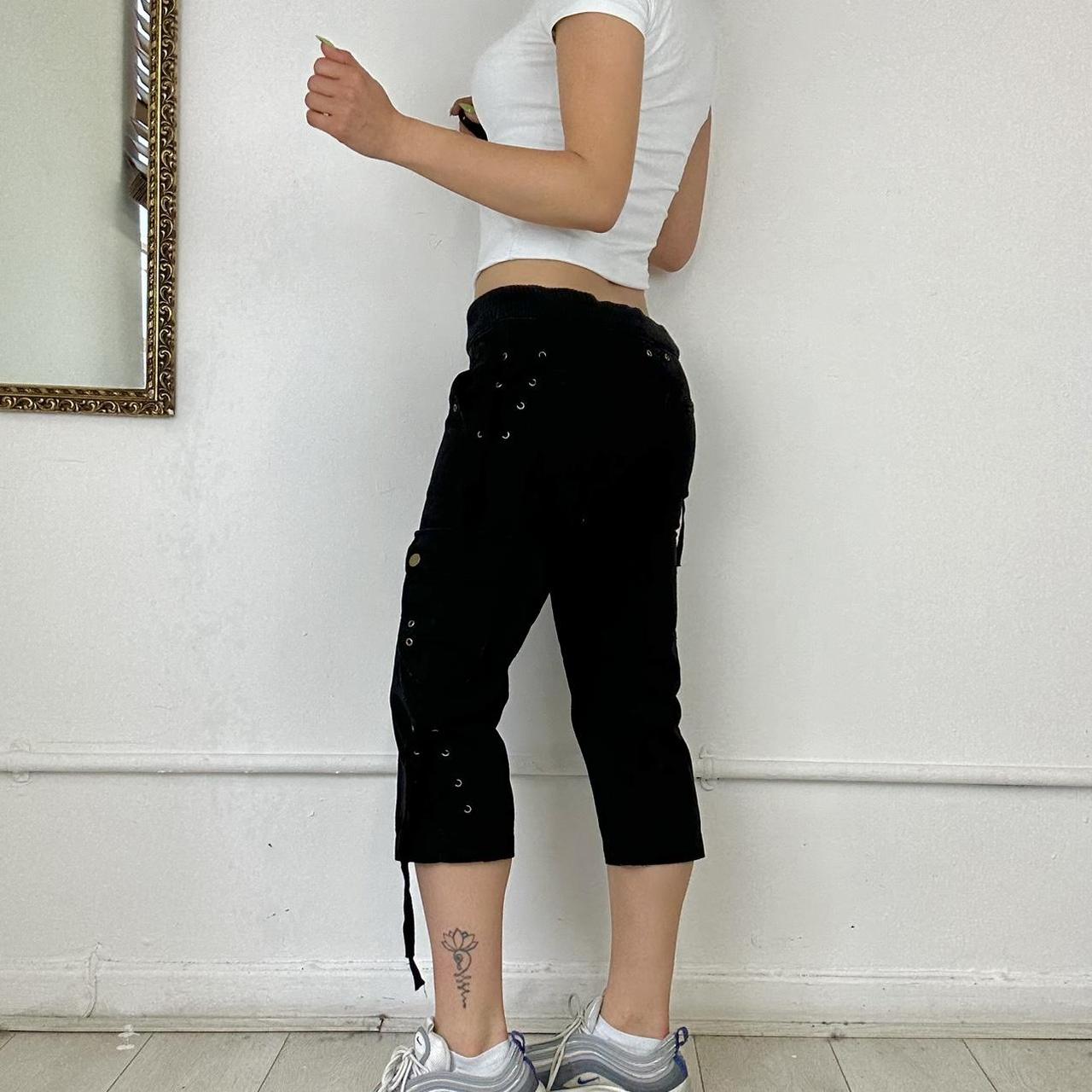 2000’s lace up capri trousers