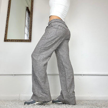 grey linen trousers