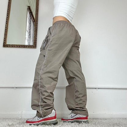 wide leg cargo trousers