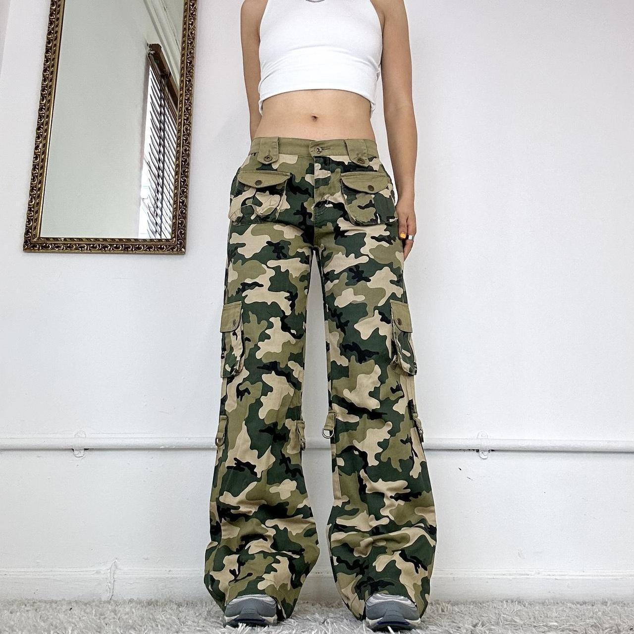 2000's camo cargo trousers