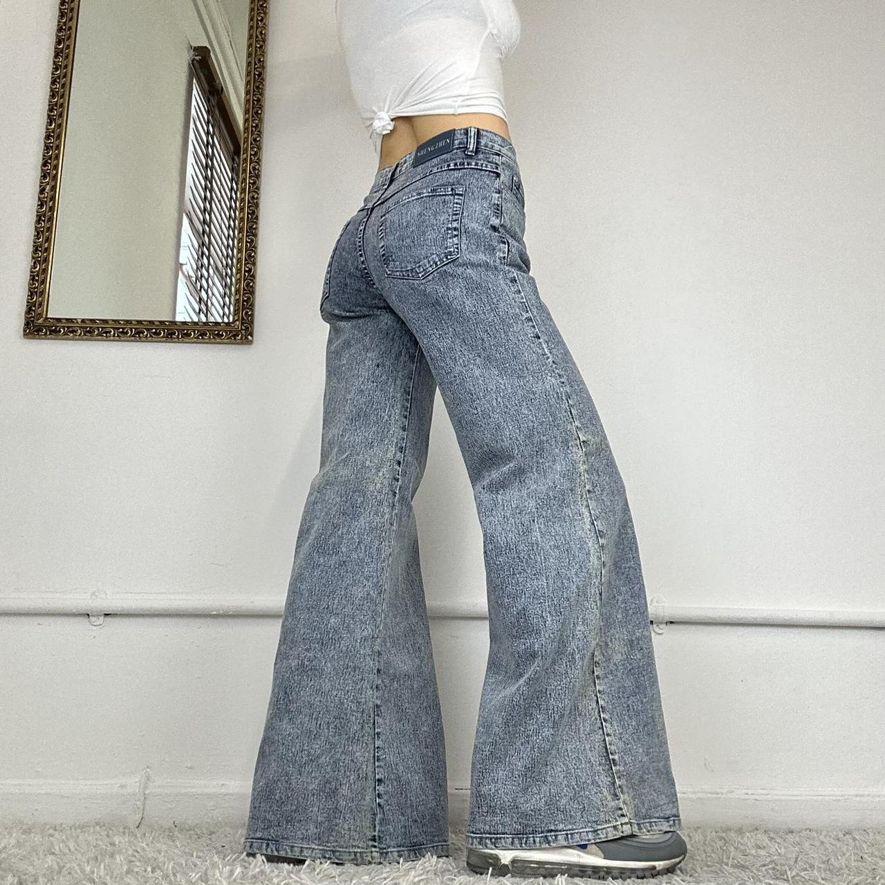 wide leg 2000s jeans