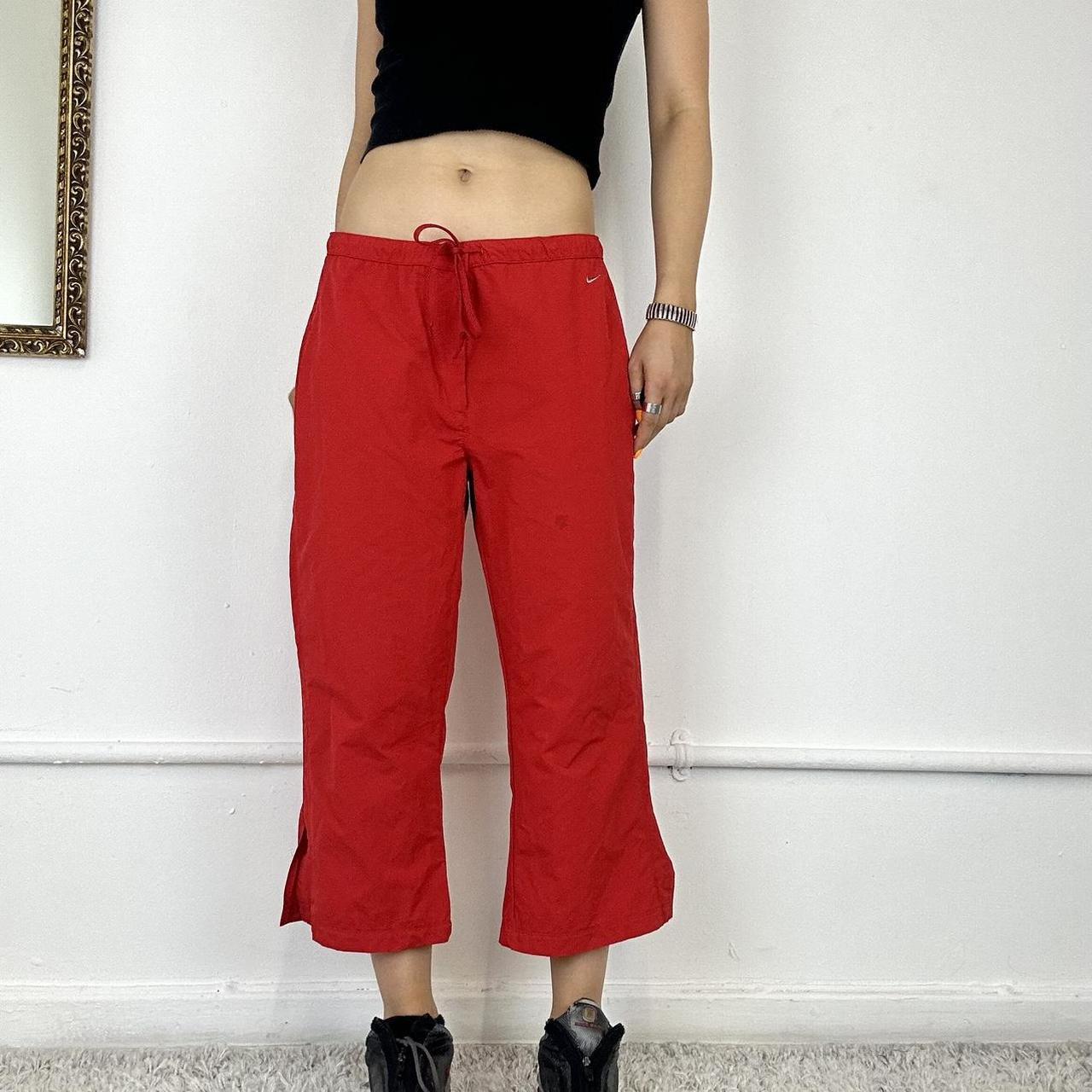 red nike capri trousers