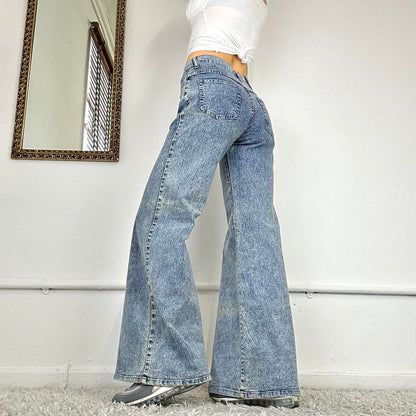 wide leg 2000s jeans