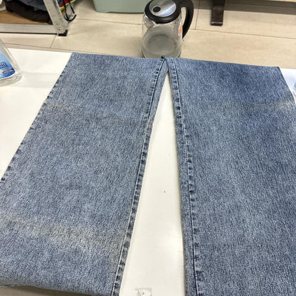 wide leg 2000s jeans