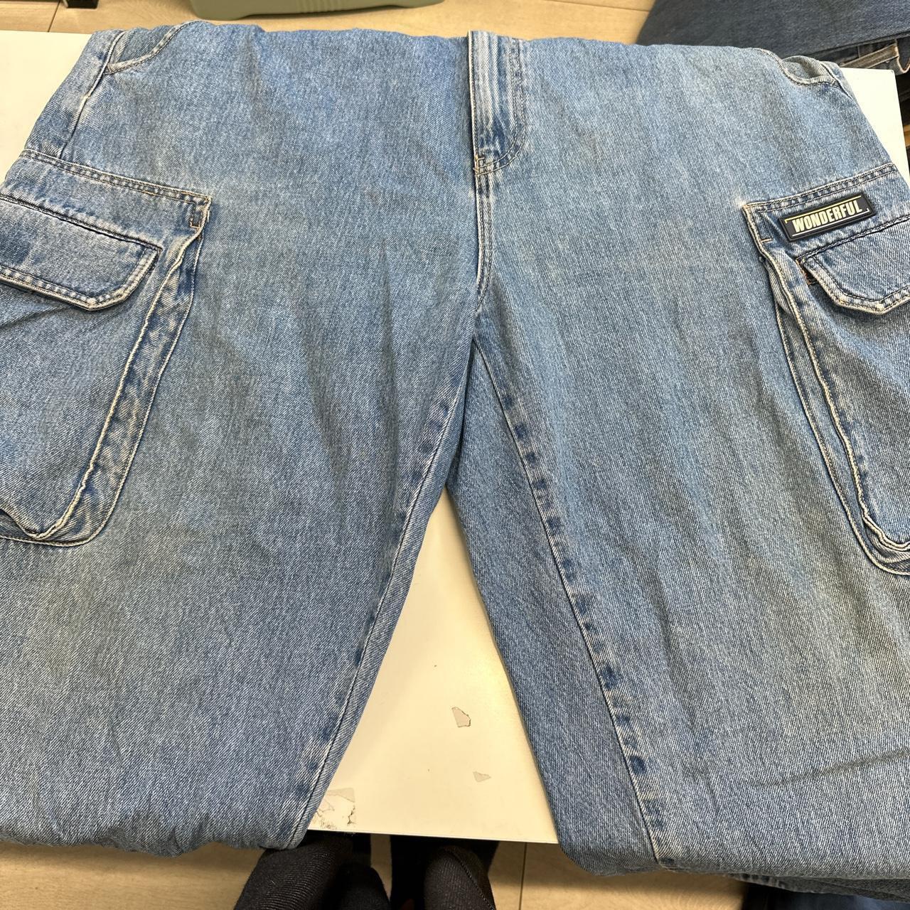 wide leg 90's baggy cargo jeans