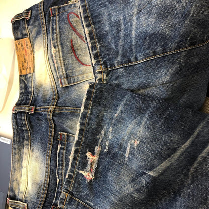 baggy bleach wash jeans