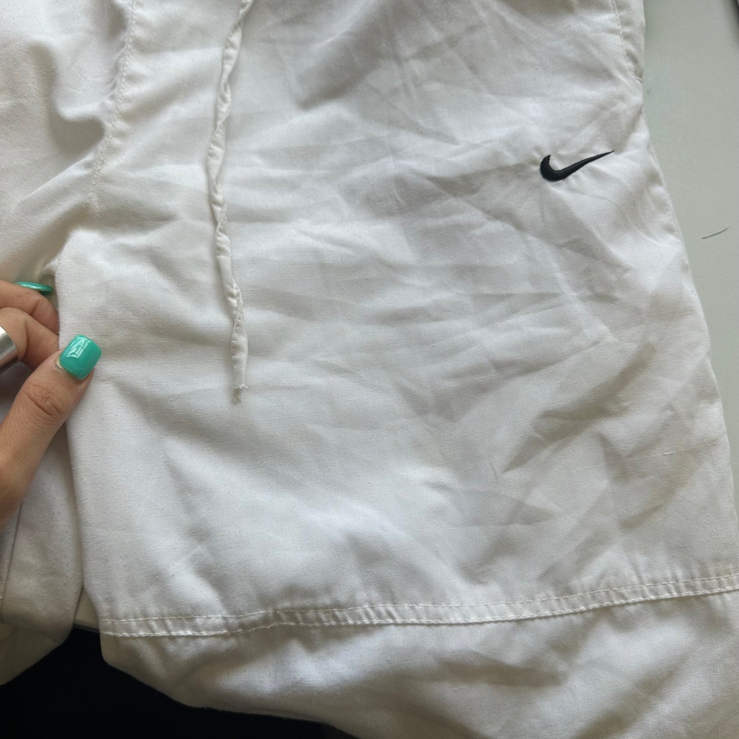 white nike cargo trousers