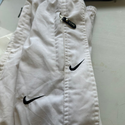 white nike cargo trousers