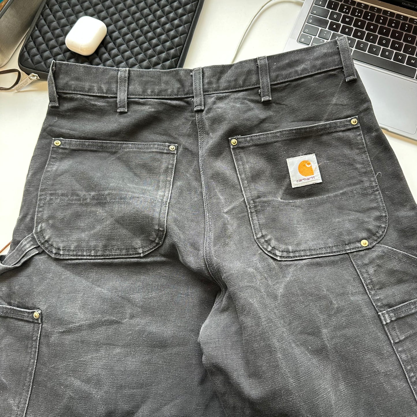 vintage carhartt cargo jeans