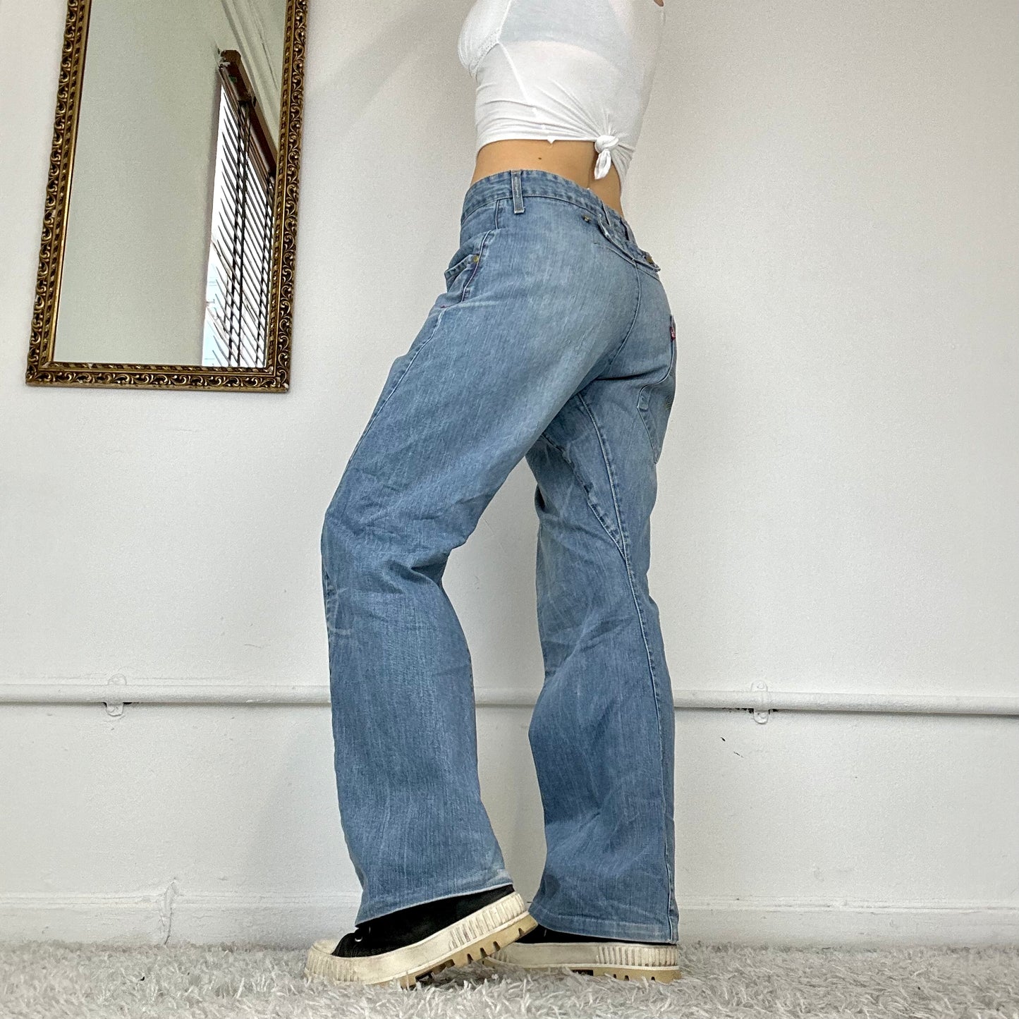 levi’s baggy jeans